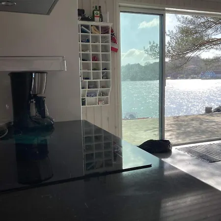 Holiday home 6 Person In Rubbestadneset