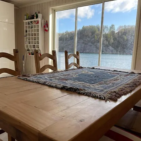 Casa vacanze 6 Person In Rubbestadneset